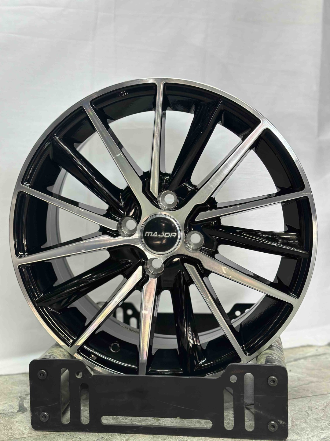 RNO 5809 6.5x16/4x100 D67.1 ET35 4 диска черный, серебристый