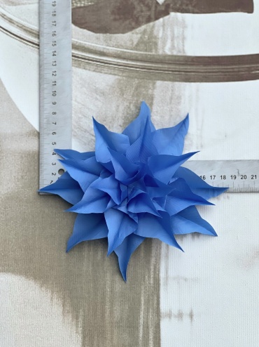 Накладка Strygina Lily Bijou blue аксессуар для одежды синий