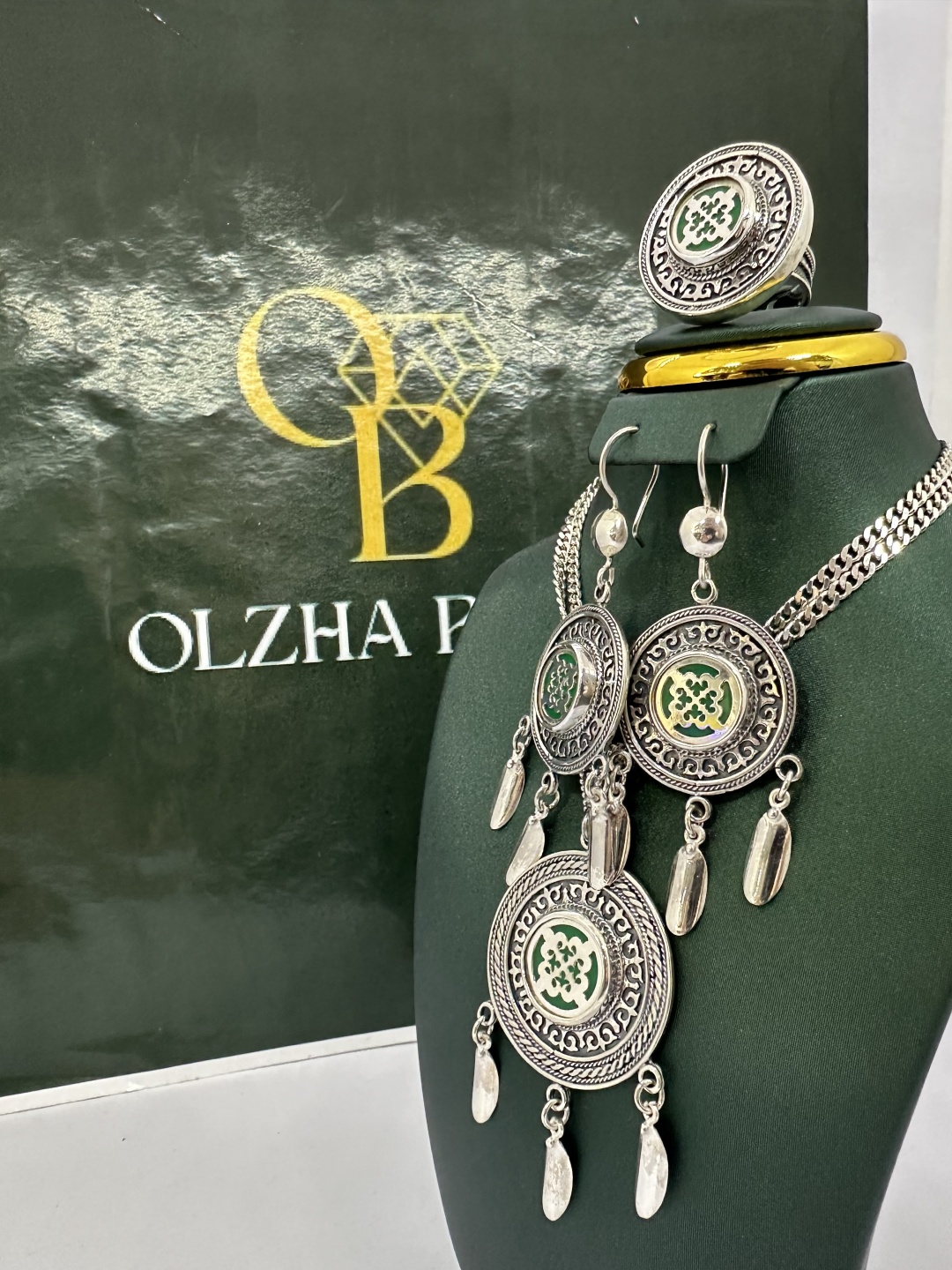OLZHA BRAND O6 вес 67 г серебро, без вставок