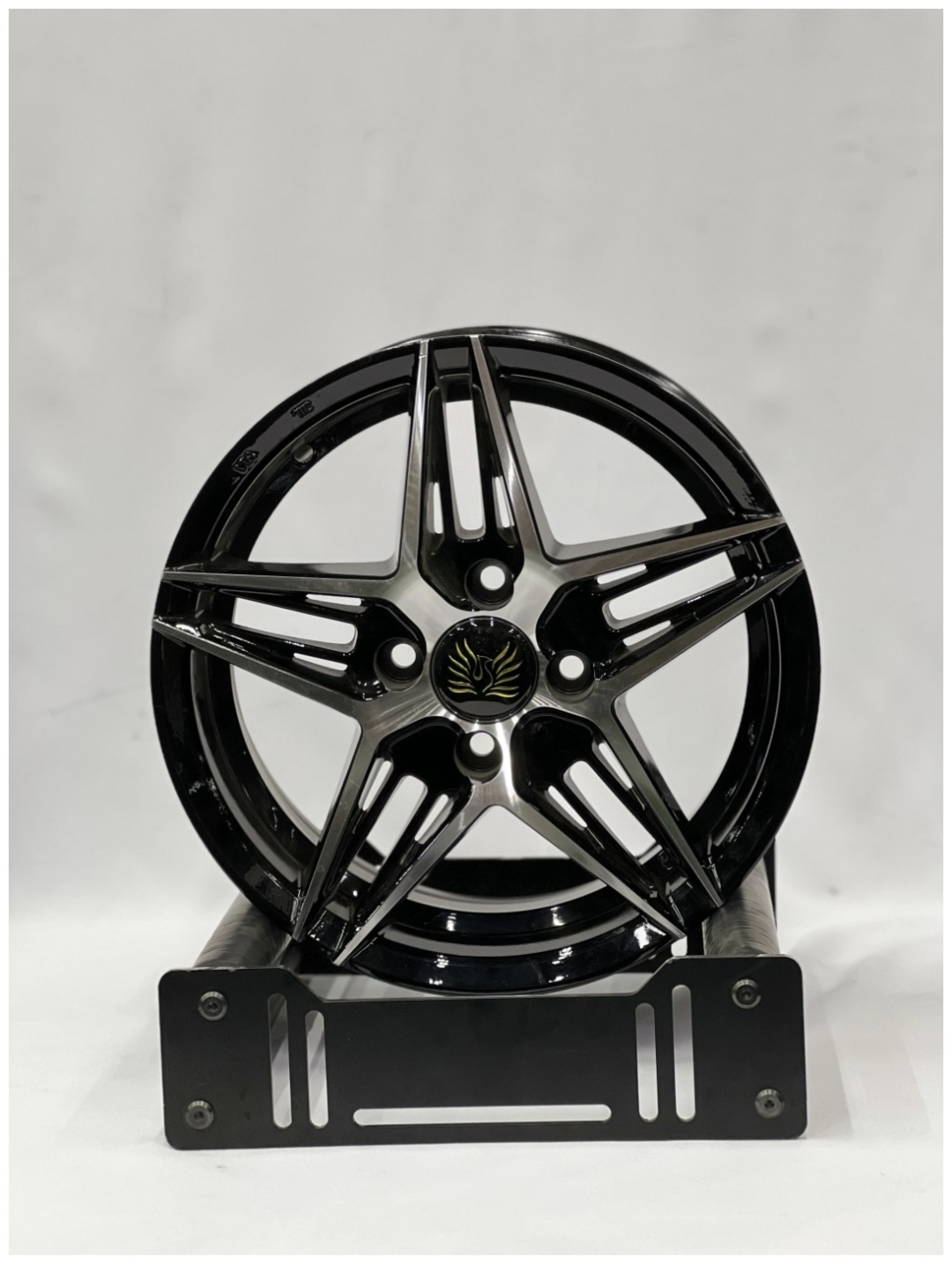 SSM Ssm579 6x14/4x100 D67.1 ET35 4 диска черный, серебристый