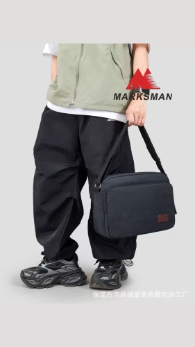 Портфель Marksman экокожа черный
