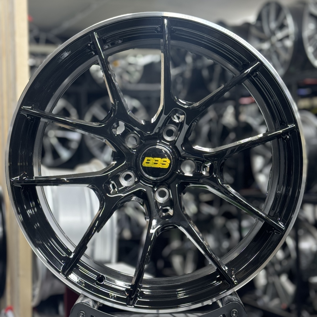 BBS WC 001 8.5x19/5x114.3 D73.1 ET35 4 диска черный