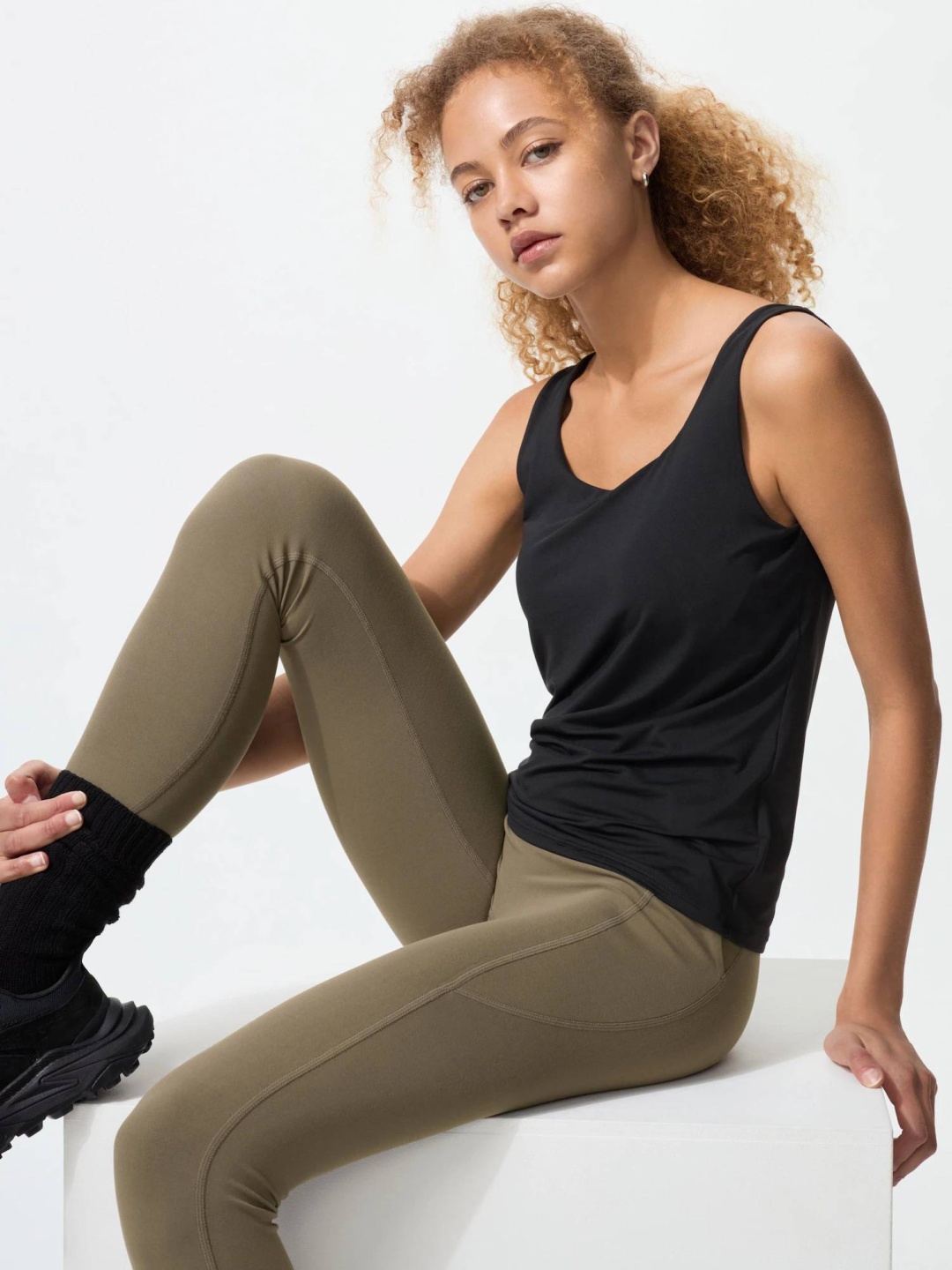 Майка Uniqlo черный