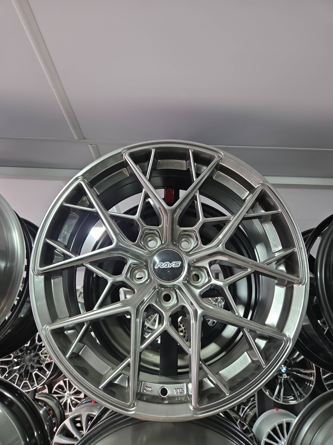 DRS 567 8x17/5x112 D66.6 ET35 4 диска графит