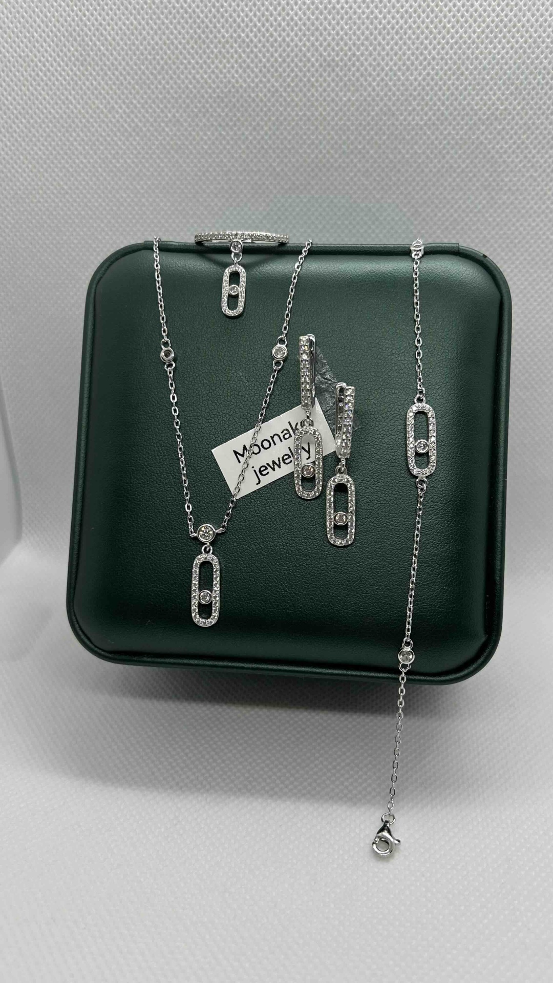 Moonako Jewelry Мессика вес 11 г серебро, циркон