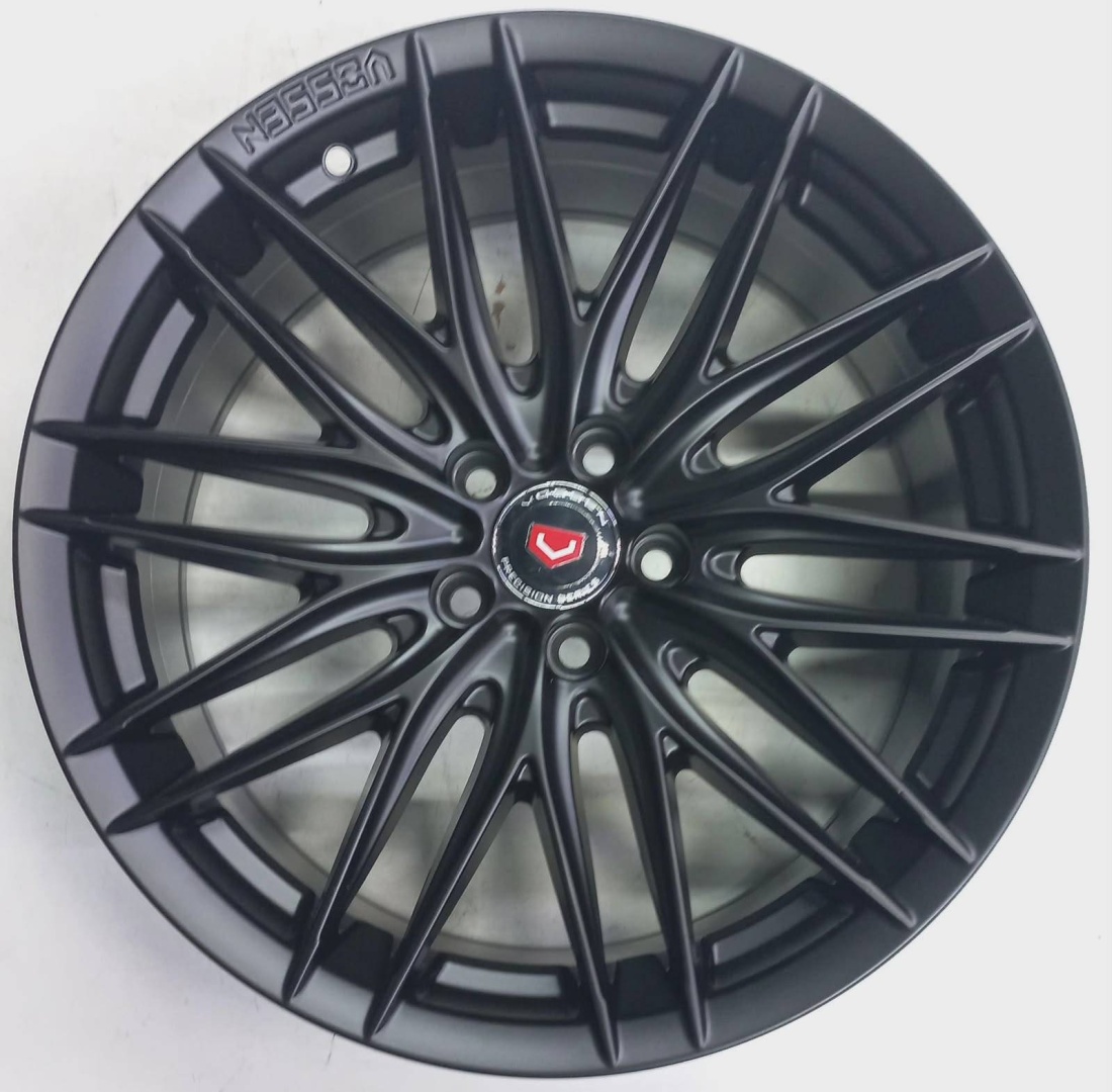 Vossen 2078 7.5x17/5x100 D67.1 ET35 4 диска черный матовый