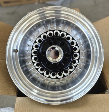 WorldWheels EMIDOS WHEELS 10x15/6x139.7 D110.1 ET-44 4 диска черный, серебристый