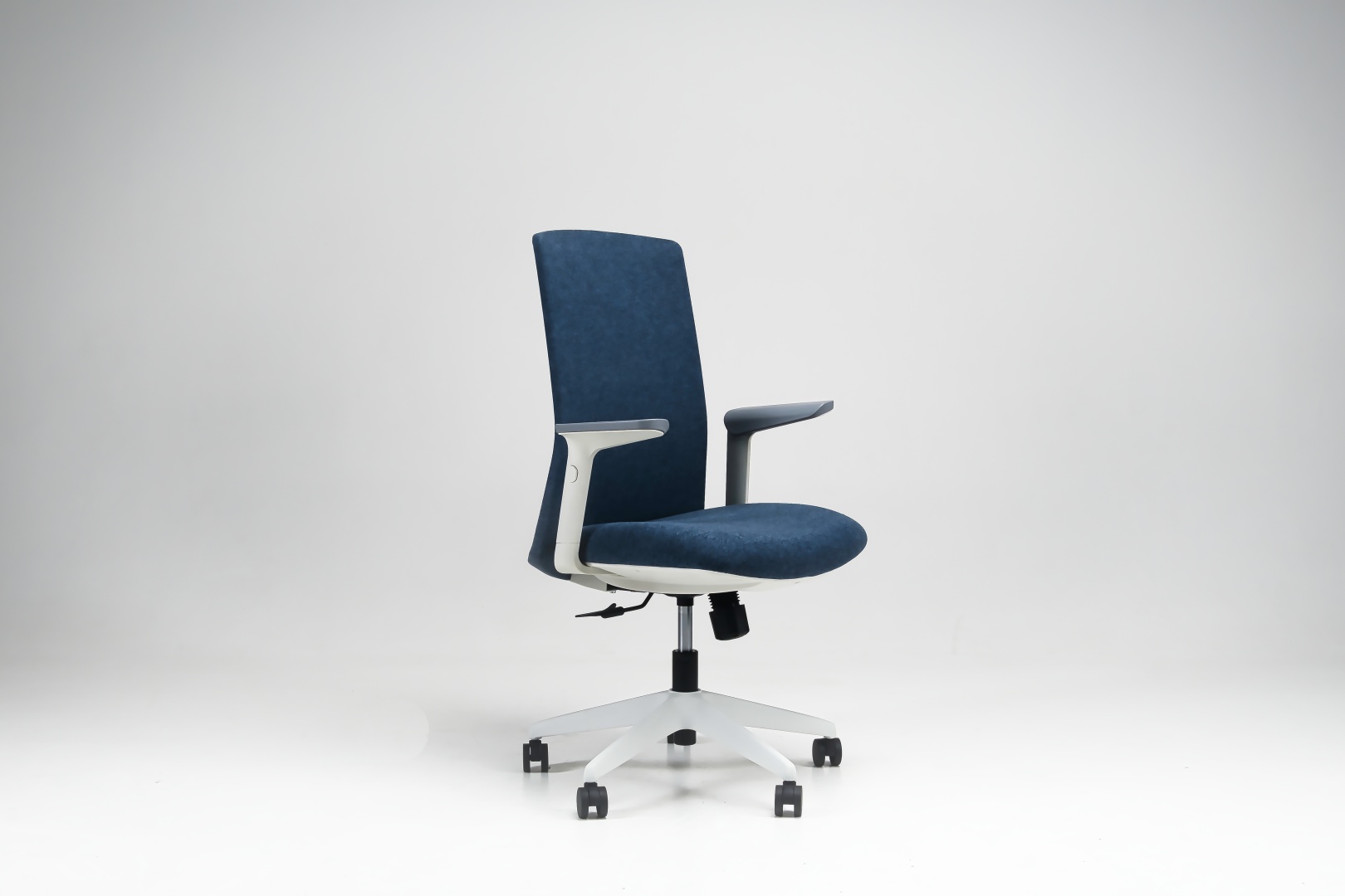 Компьютерное кресло Арт Строй Мебель 7207 white blue mesh 2
