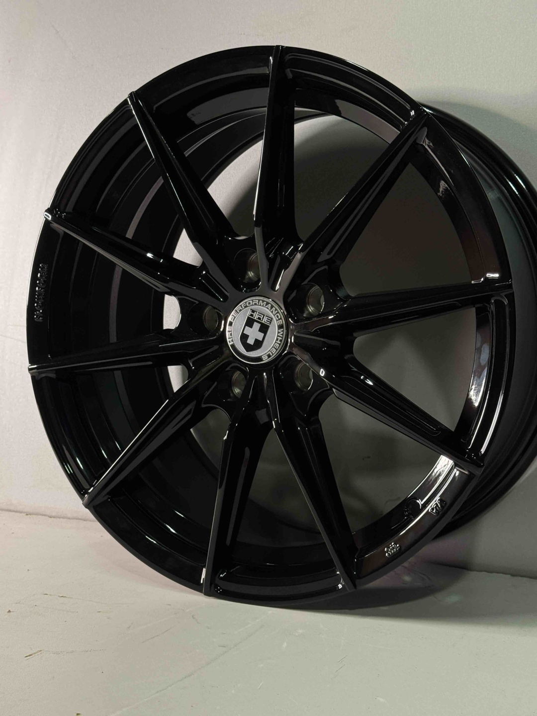 Top Grade h3408fff 7.5x17/5x114.3 D73.1 ET35 4 диска черный