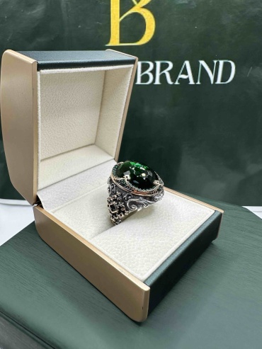 OLZHA BRAND 777 размер 19.5 вес 21 г серебро, изумруд