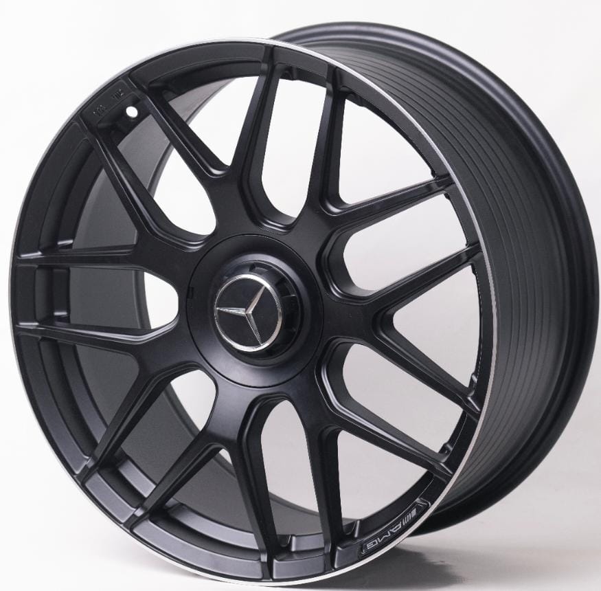 Mercedes-Benz 133 8.5/9.5x19/5x112 D66.6 ET35.42 4 диска черный