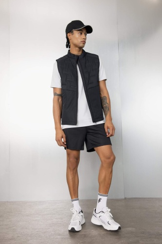 Повседневные шорты DeFacto черный