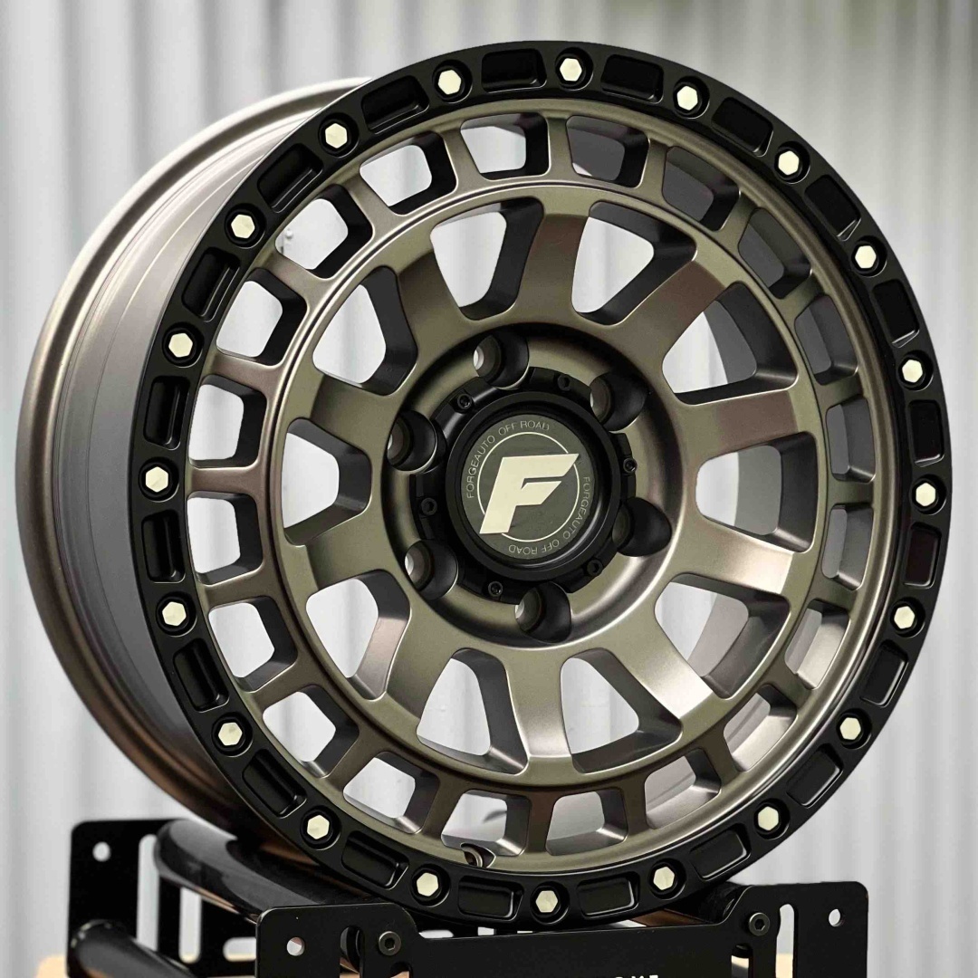 Top Grade off roud 34223 8.5x17/6x139.7 D110.1 ET0 4 диска черный, серебристый, золотистый