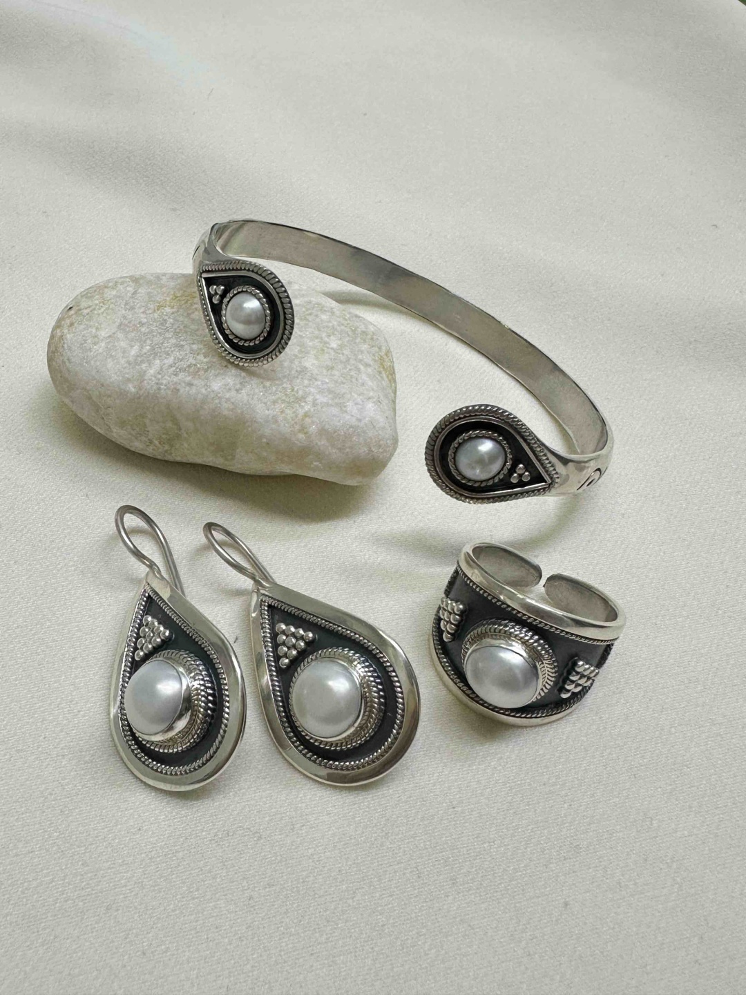 Dendera Jewelry 8905488 вес 40 г серебро, жемчуг