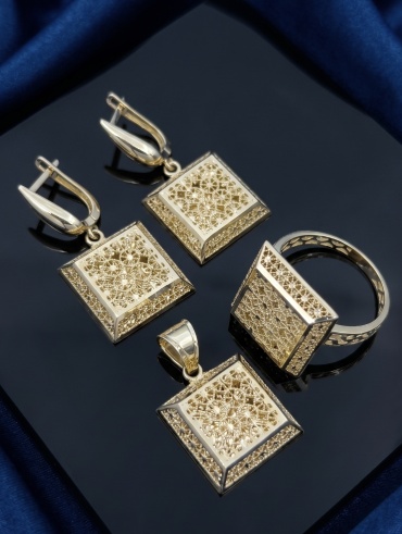 Ambrosi A0526893 вес 8.93 г золото, без вставок
