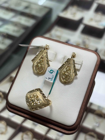 AZIMA GOLD AZ377383 вес 8.71 г золото, без вставок
