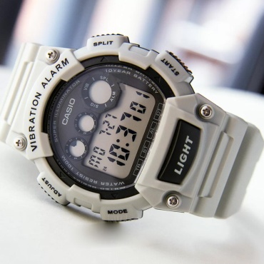 Кварцевые CASIO W-735H-8A2VDF пластик