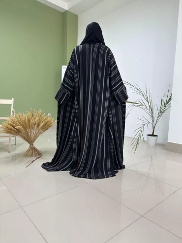 Абайя черный