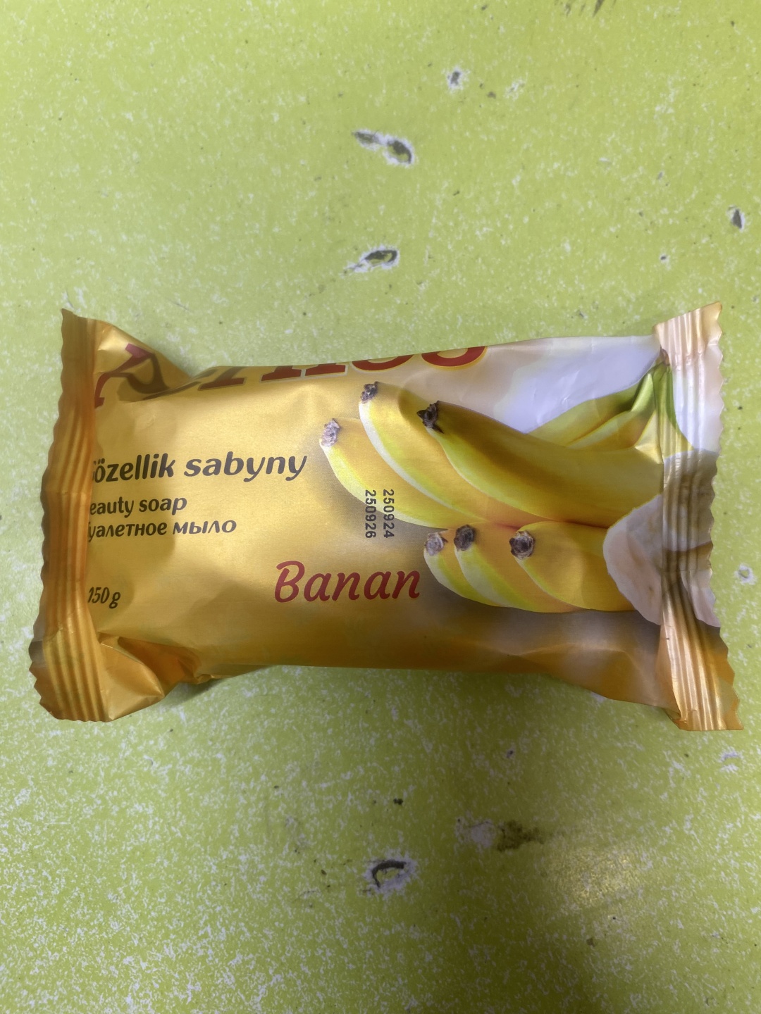 Кусковое мыло туалетное Perliss Banan 1 шт