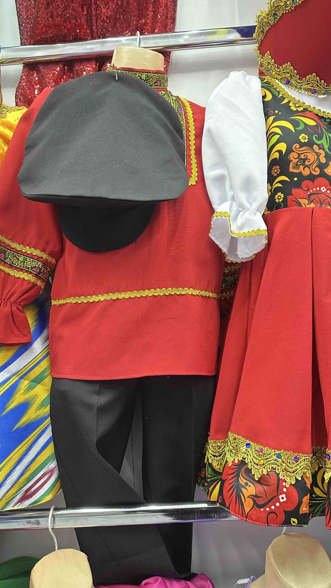 Костюм Русский национальный костюм  красный