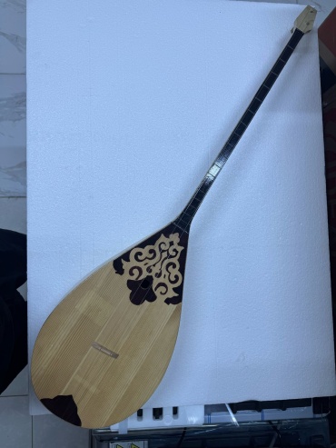 Домбра Джейде Saz