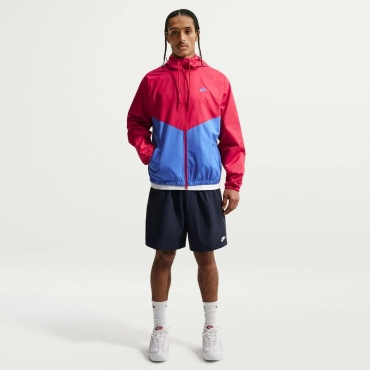 Ветровка Nike красный