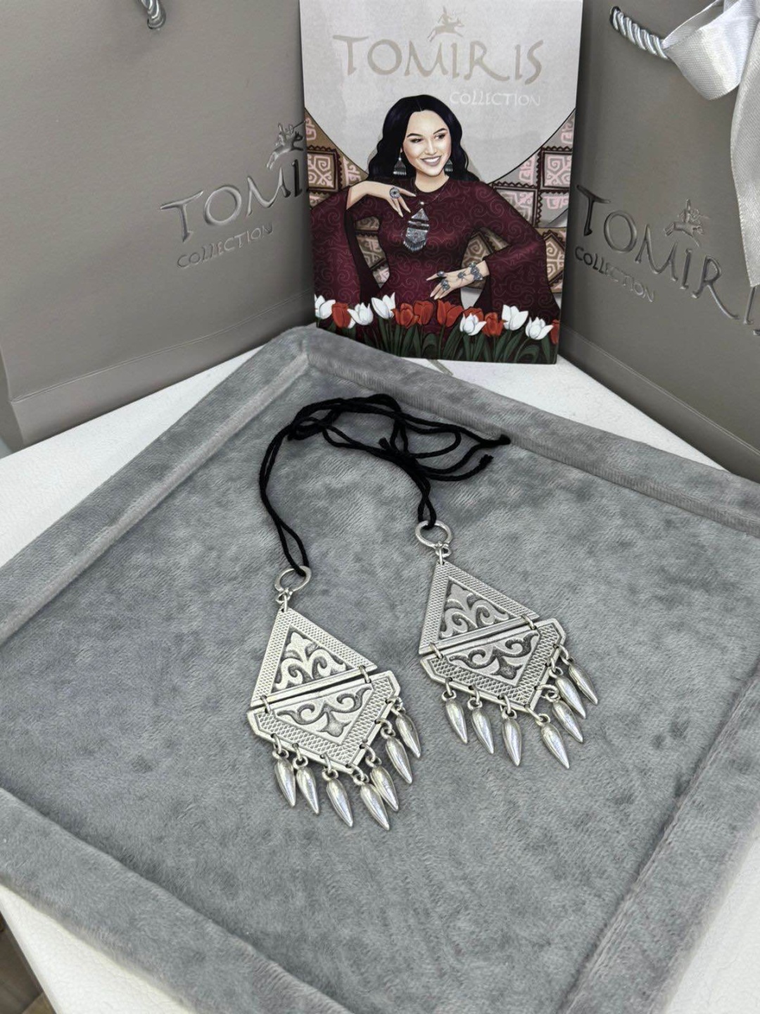 Украшение на волосы TOMIRIS COLLECTION нержавеющая сталь, без вставок
