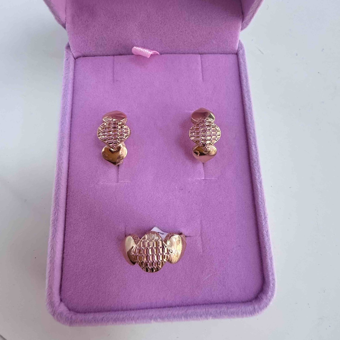 SADIYA 294338612 вес 3.82 г золото, без вставок