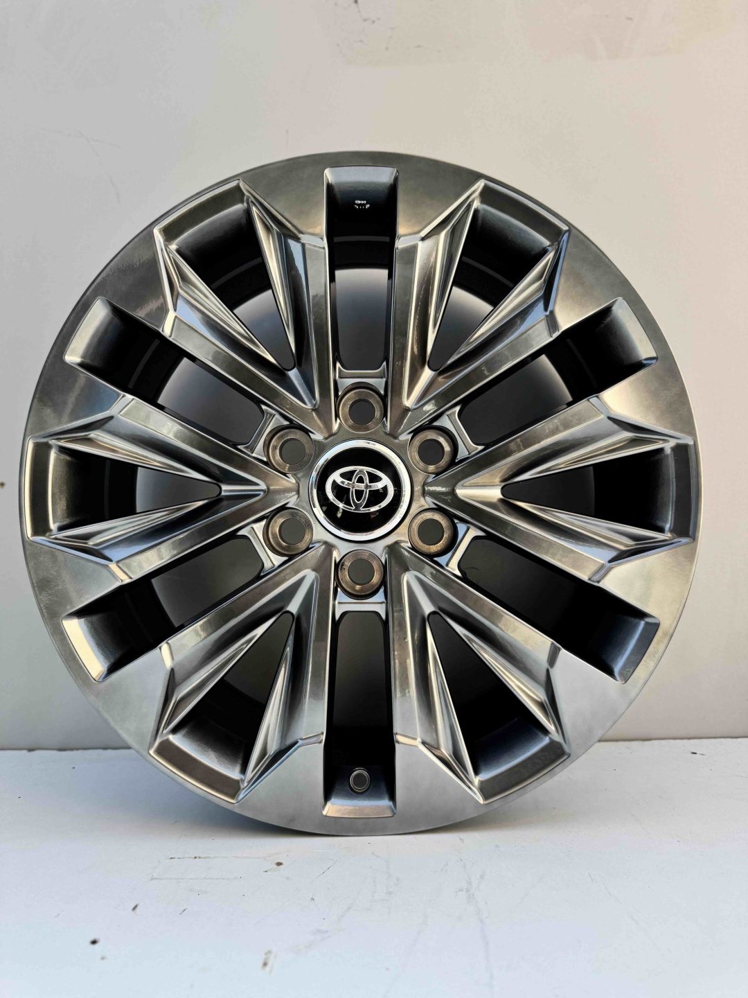Toyota крузак 300 h3123ff 8x20/6x139.7 D95.1 ET55 4 диска графит