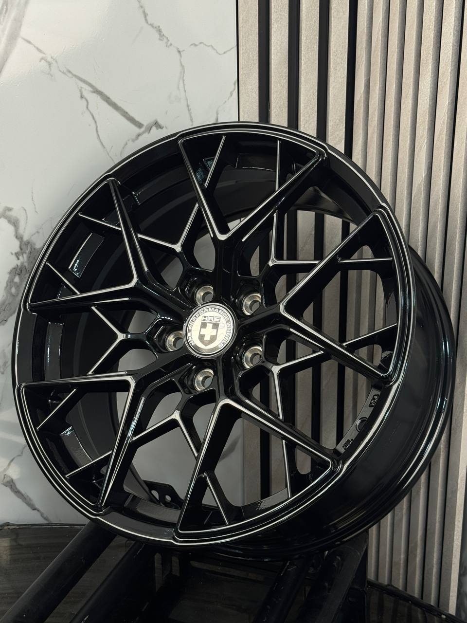 Top Grade HRE H754F 7.5x17/5x114.3 D73.1 ET35 4 диска черный