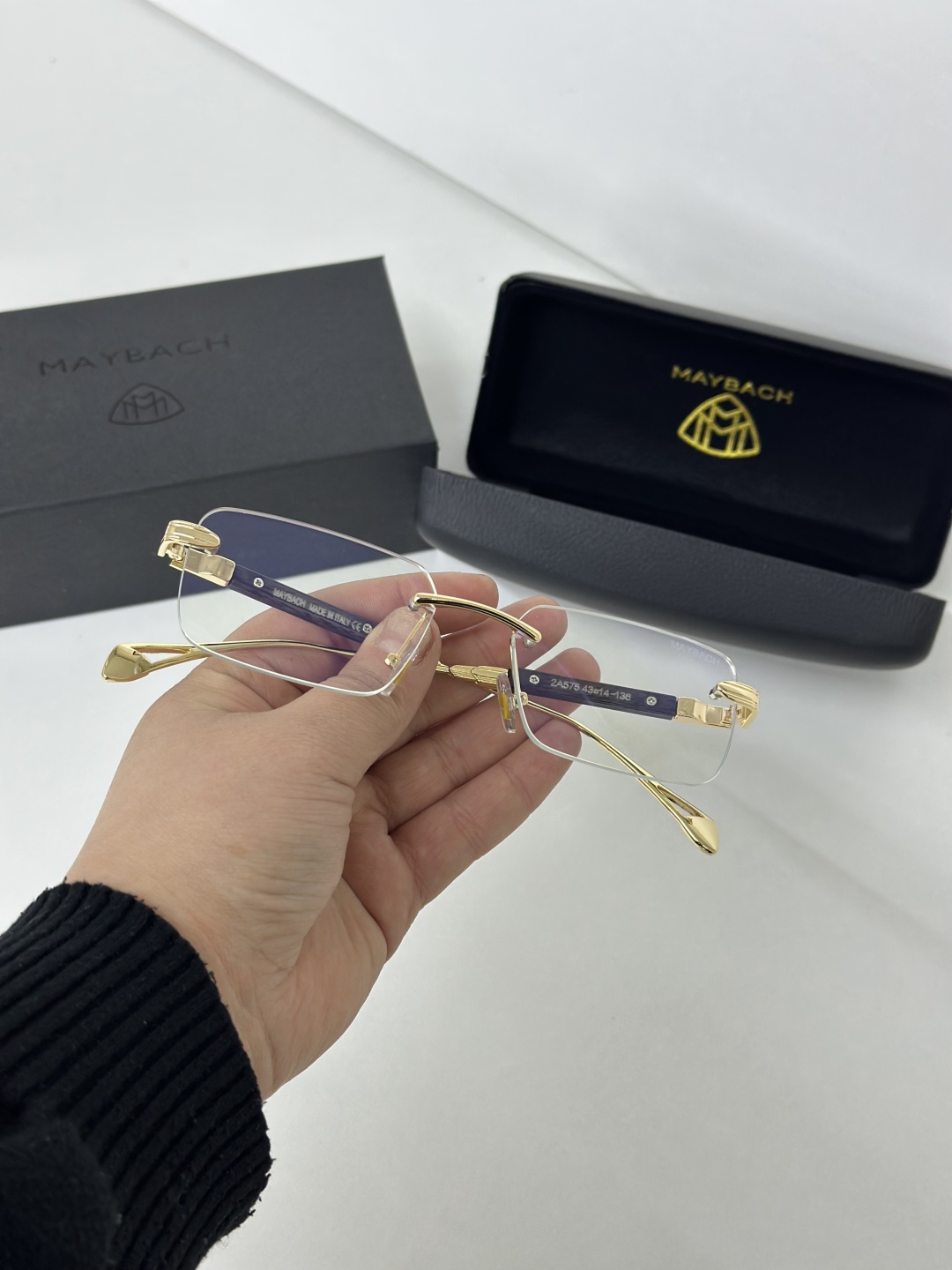 Maybach квадратные однотонные