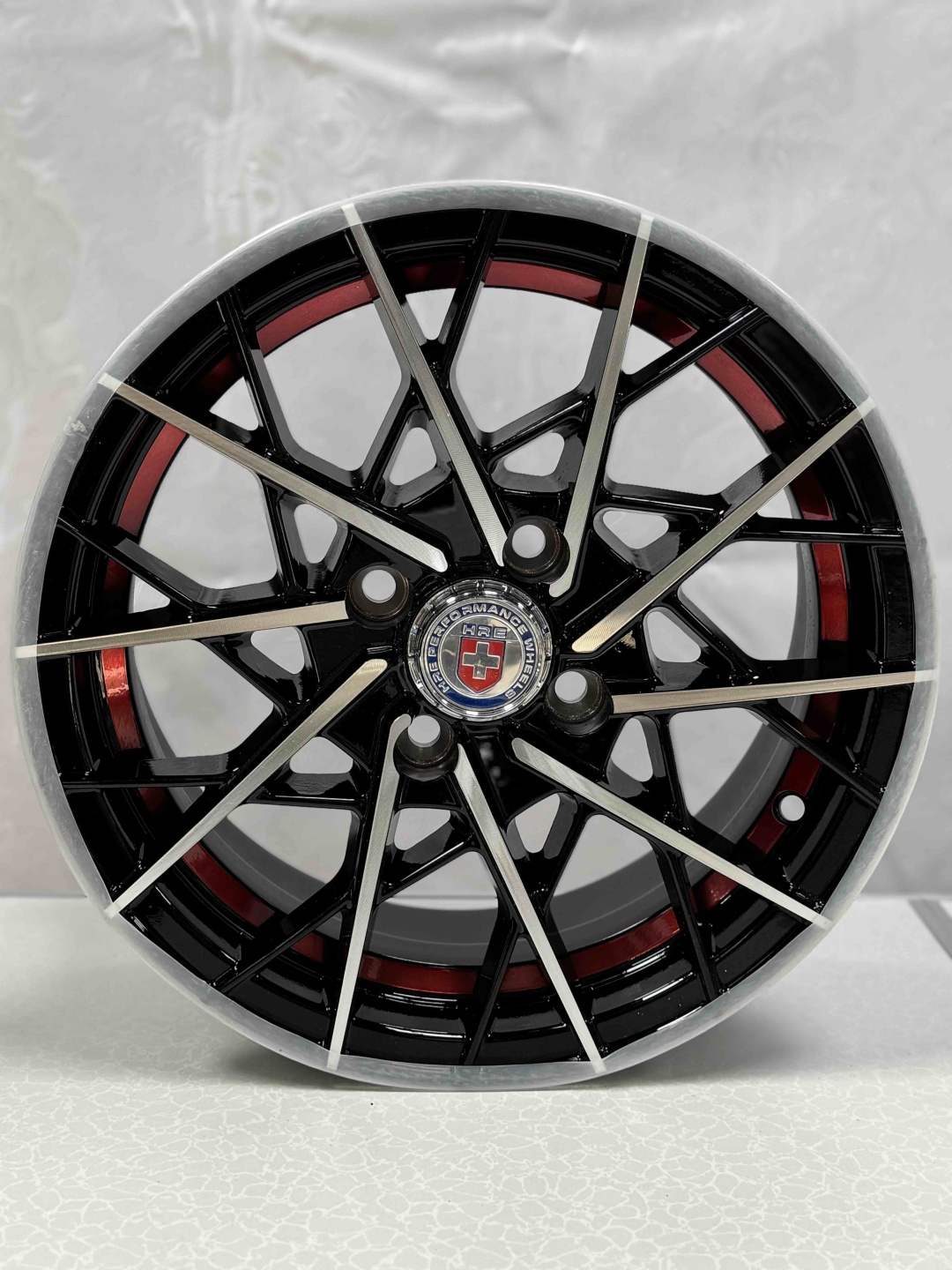 Top Grade 50053 6x14/4x100 D67.1 ET30 4 диска черный, серебристый, красный