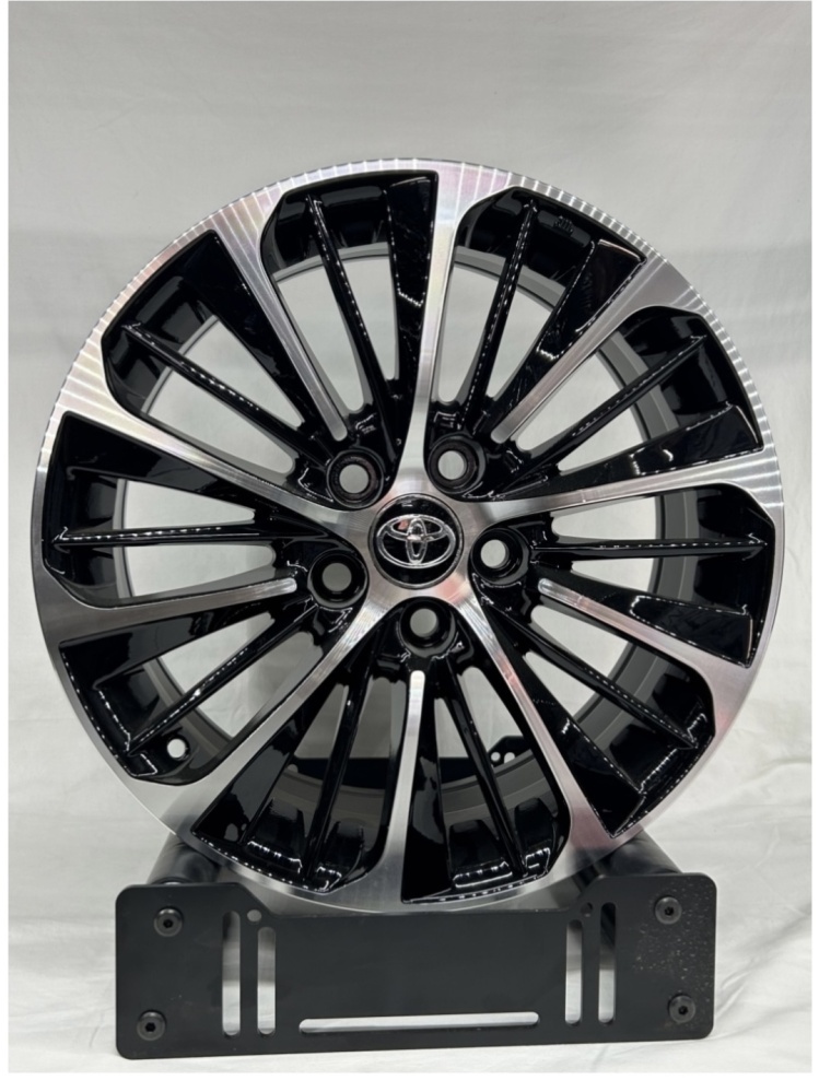 Rainbow Dance LEXUSTOYOTA 7.5x17/5x114.3 D60.1 ET40 4 диска черный, серебристый