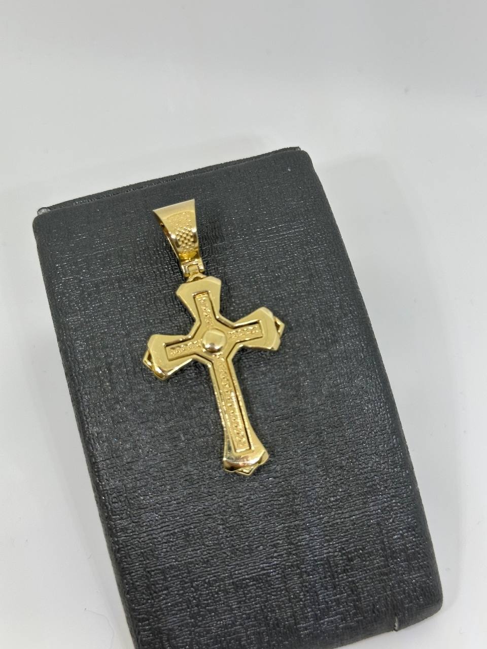 Крестик SAR JEWELRY Aro_E1_9314 вес 9 г золото, без вставок
