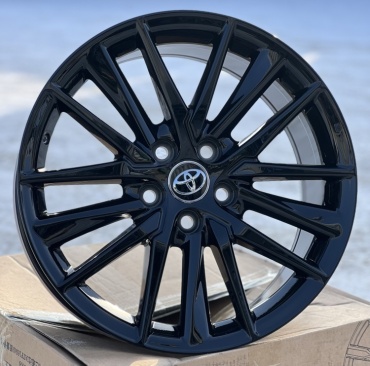 WHEELIO 1176d 8x18/5x114.3 D60.1 ET45 4 диска черный
