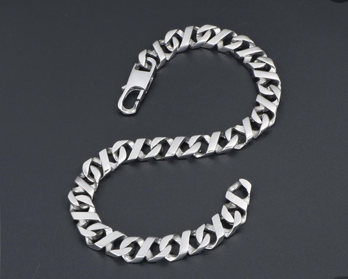 Браслет длина 22 см титан, без вставок