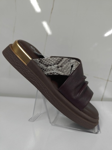 Сабо QuQi Shoes серый, темно-коричневый
