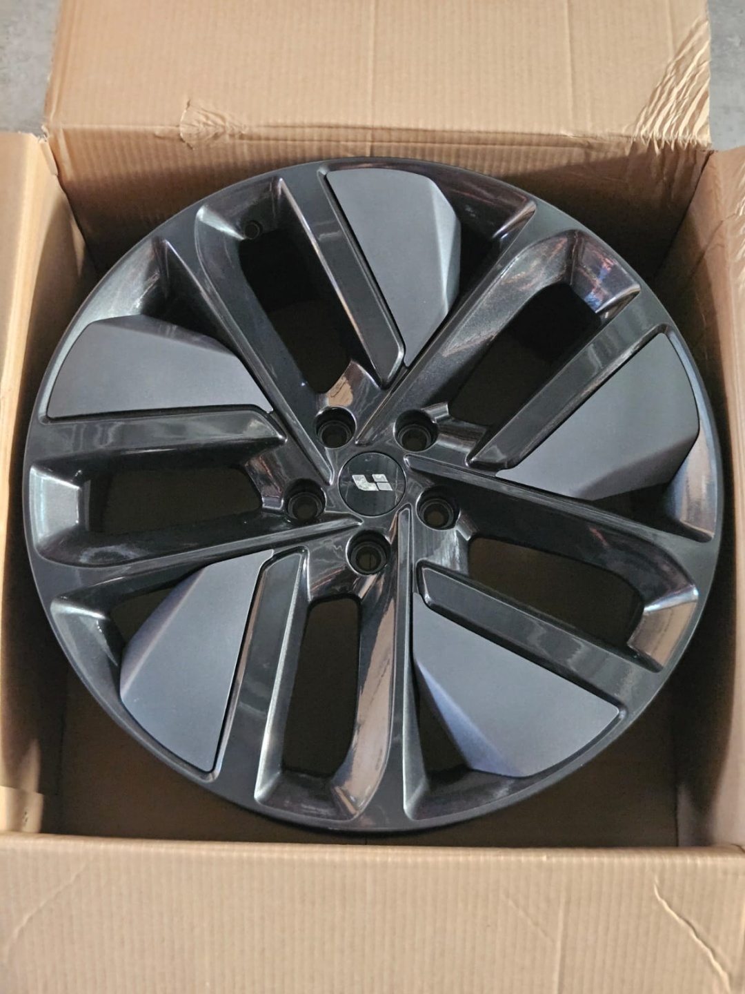 Fonyee SM H3164F 9x21/5x120 D62.5 ET45.5 4 диска серый