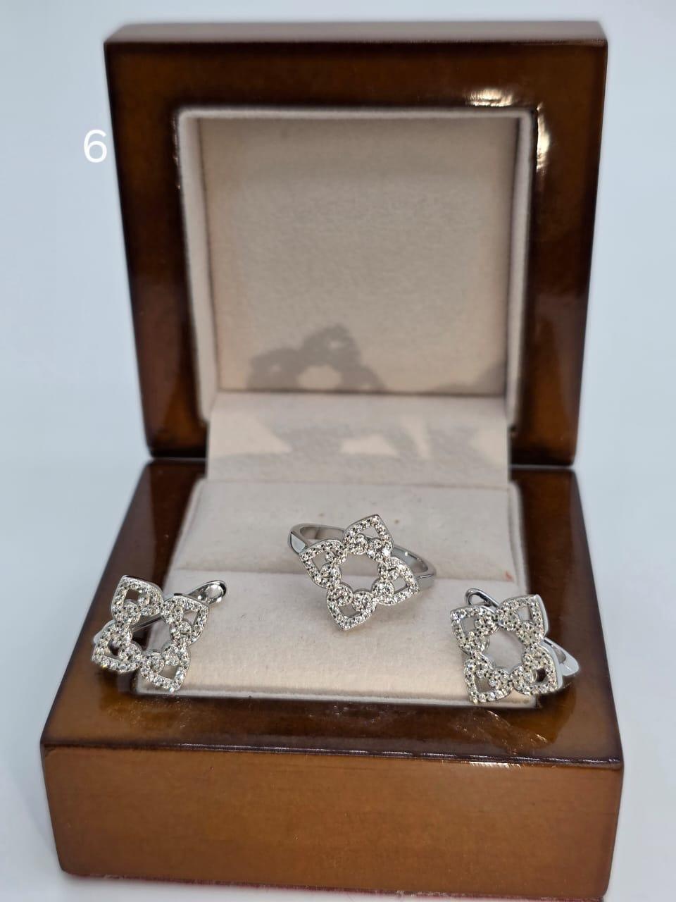 Silver 925 568934 вес 7.07 г серебро, фианит