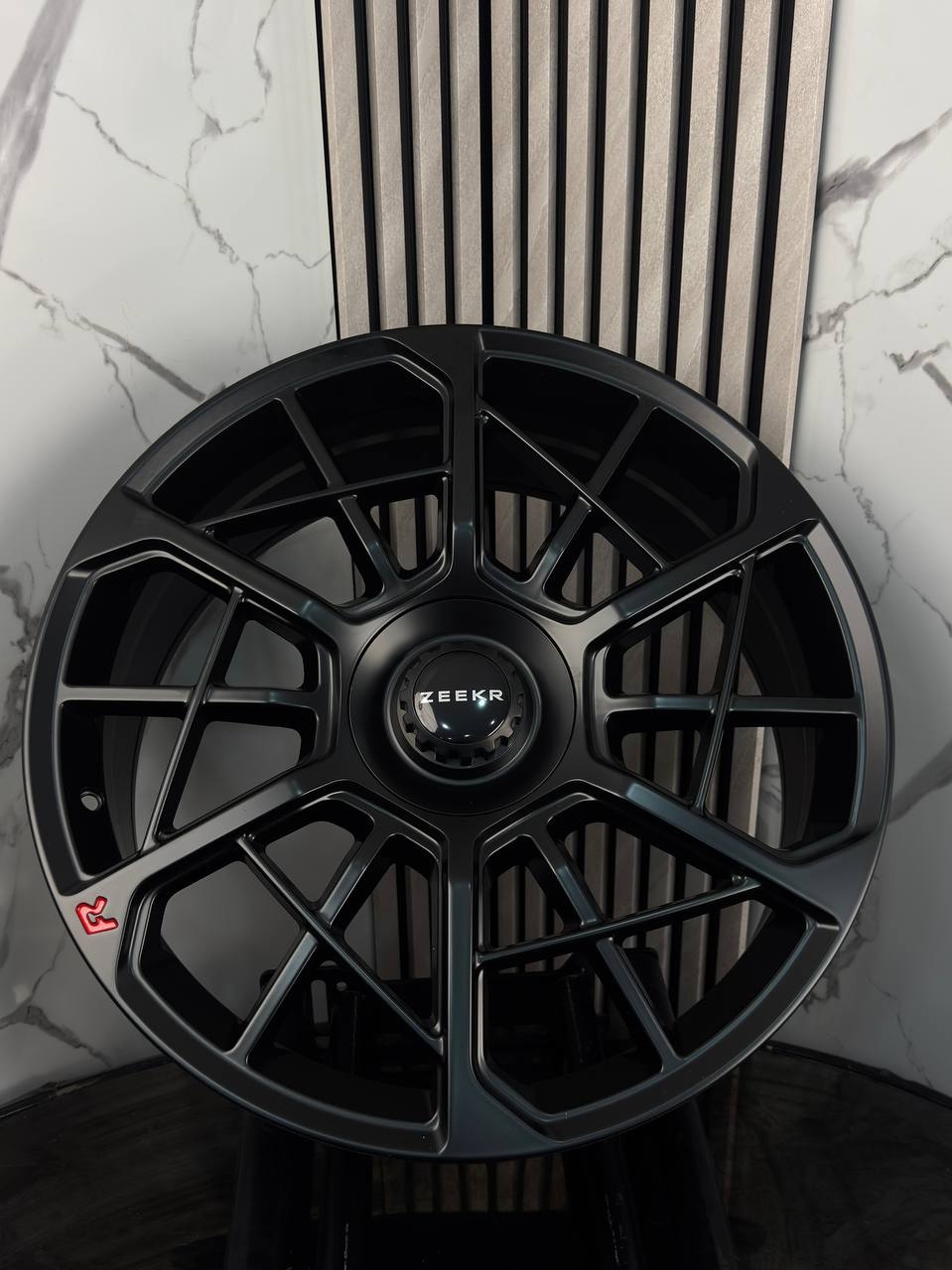 Zeekr t/g h3165f 8.5x21/5x108 D63.4 ET40 4 диска черный матовый