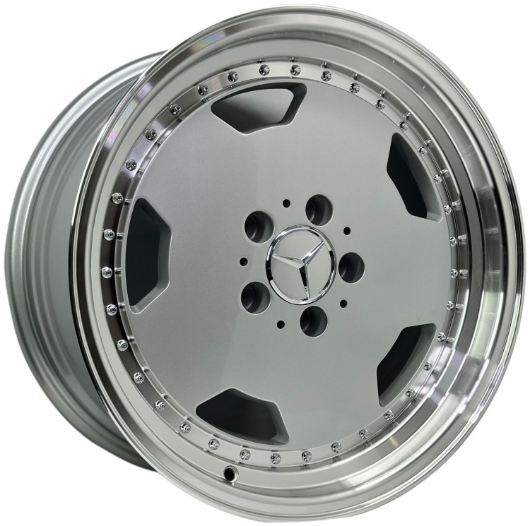 Rainbow Mercedes 5852 8/9x18/5x112 D66.6 ET35 4 диска серебристый
