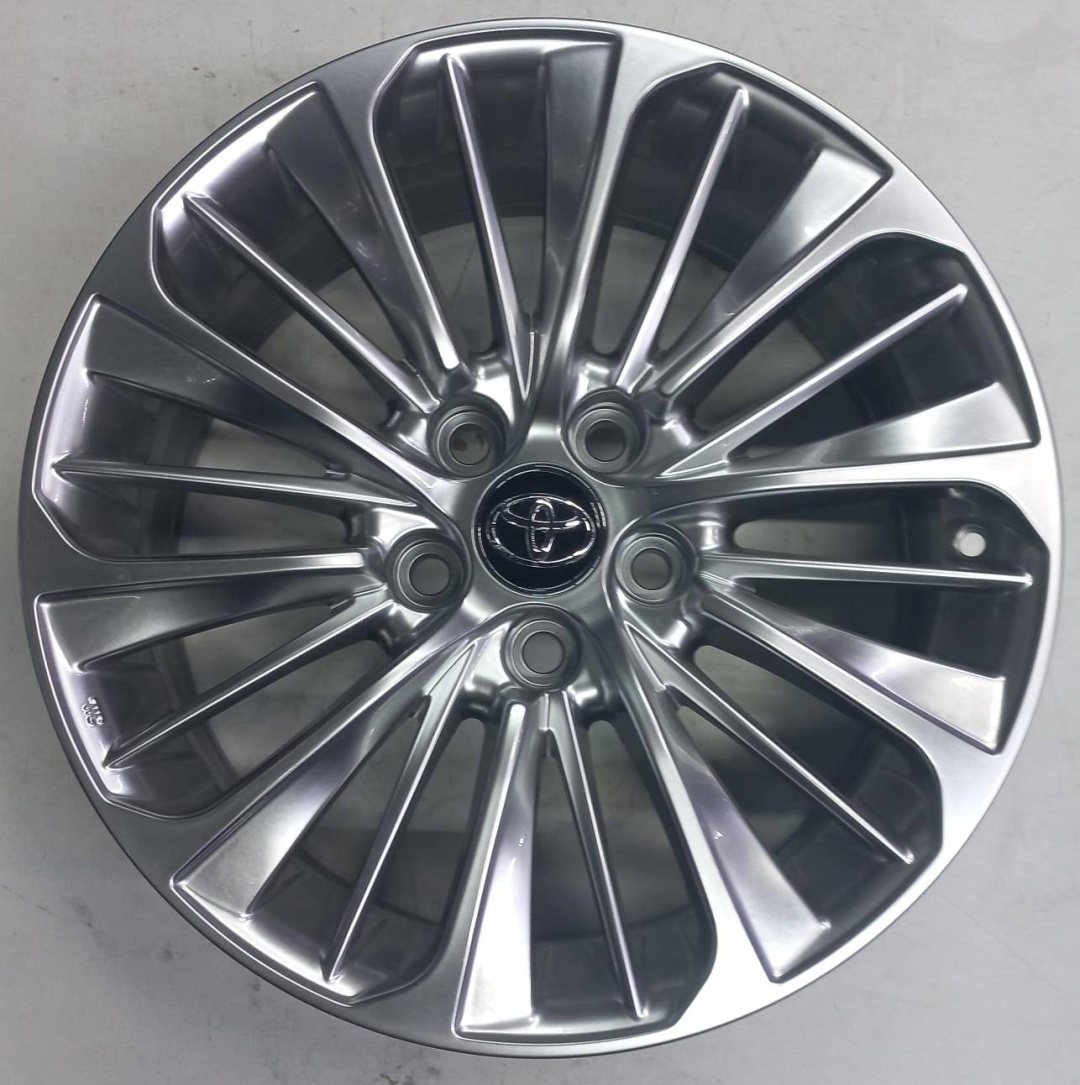 Toyota Toyota 5372 7x17/5x114.3 D60.1 ET40 4 диска серебристый