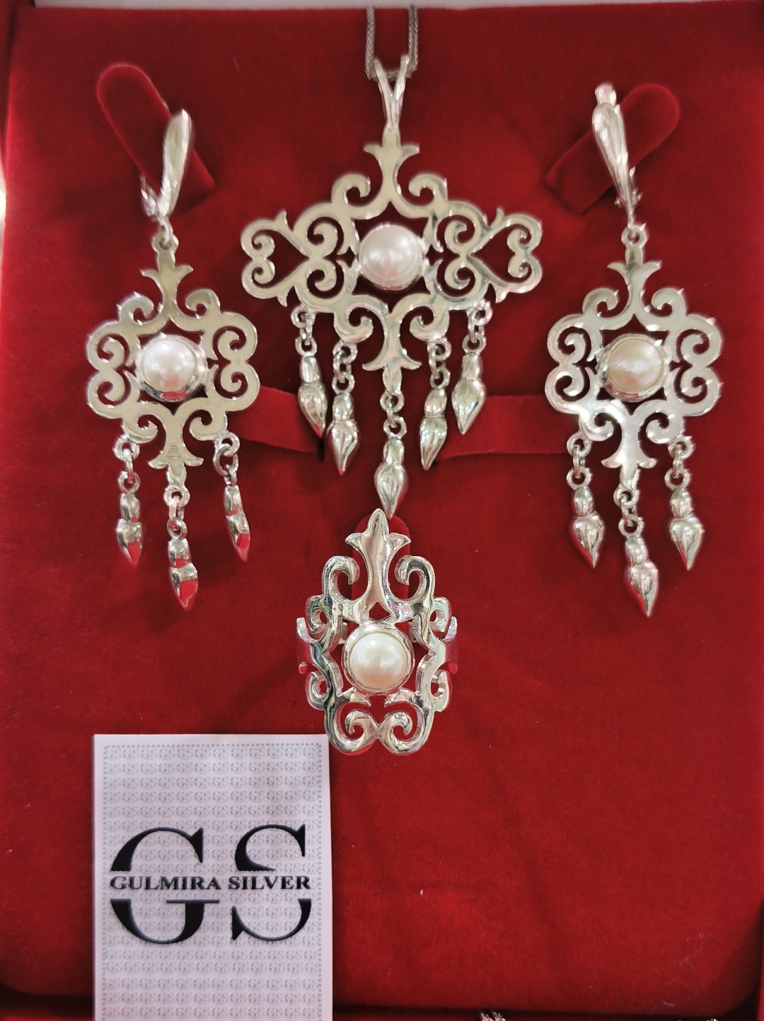 Қазақ Күміс GulmiraSilver Аққу вес 38.2 г серебро, жемчуг