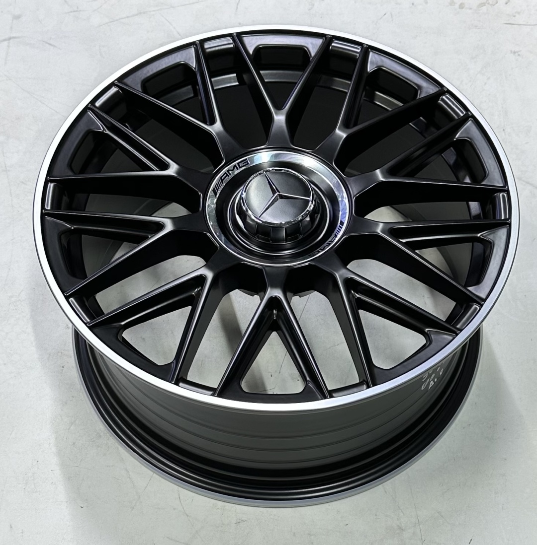 RS 1118 8x18/5x112 D66.6 ET35 4 диска черный, серебристый