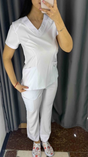 Спецодежда для женщин Qazaq Doctors белый