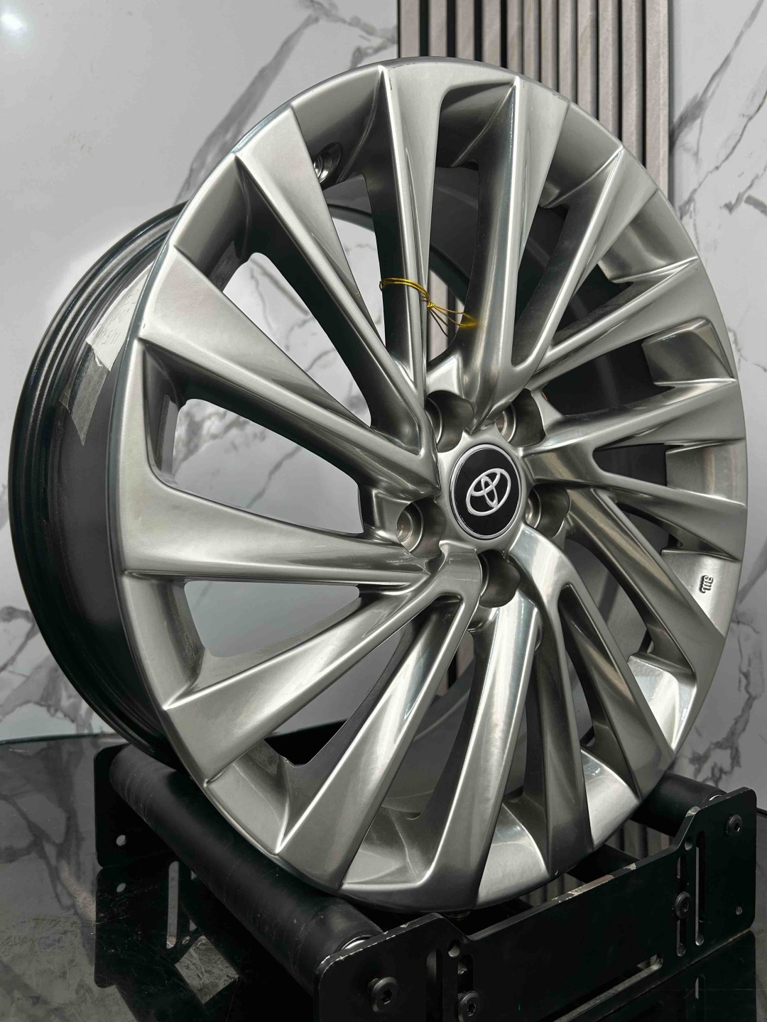 Top Grade EXPFCX2365 8x18/5x114.3 D60.1 ET40 4 диска графит