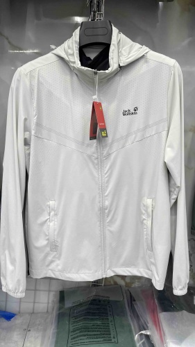 Повседневный костюм Jack Wolfskin светло-серый