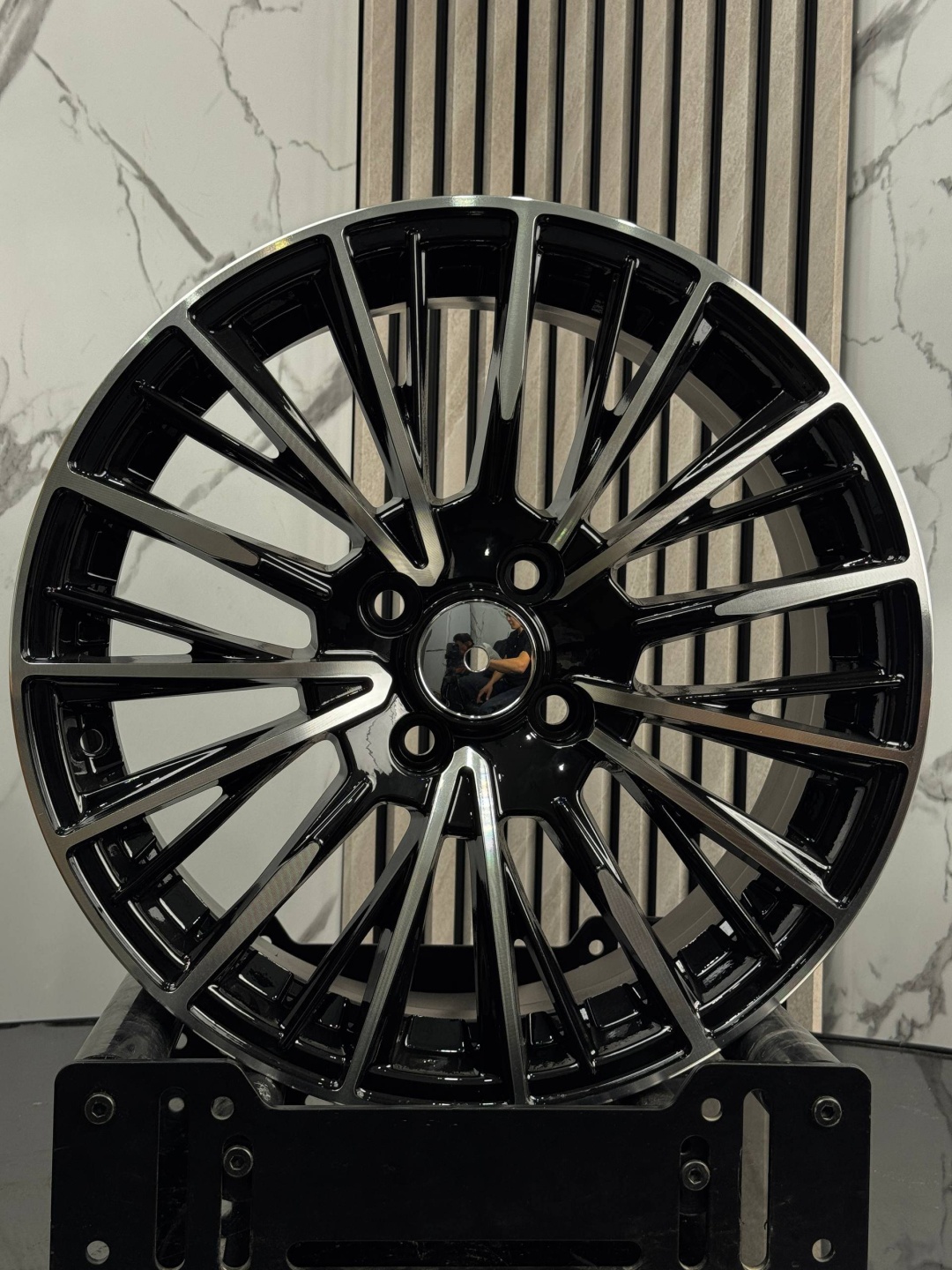 Top Grade EXP0056 7x16/4x100 D67.1 ET35 4 диска серебристый, черный