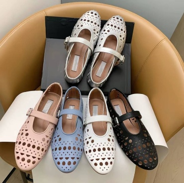 Балетки белый
