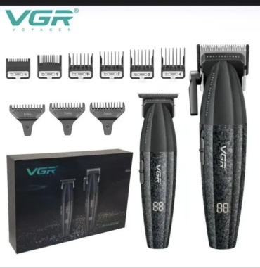 VGR Professional набор для стрижки V-640 черный